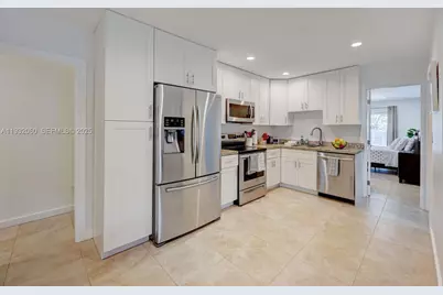 932 Polk St, Hollywood, FL 33019 - Photo 6