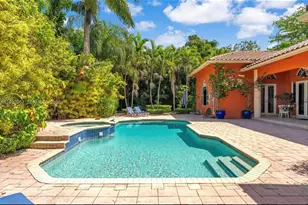 11825 S Mitchell Manor Cir, Pinecrest, FL 33156 - Photo 50