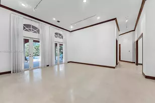 11825 S Mitchell Manor Cir, Pinecrest, FL 33156 - Photo 12