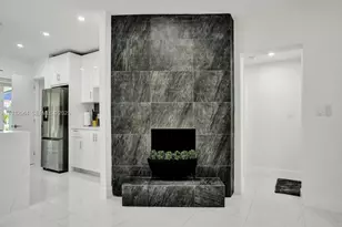 210 NE 85th St, El Portal, FL 33138 - Photo 6