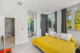 737 Alhambra Cir, Coral Gables, FL 33134 - Photo 32