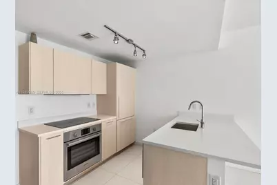 501 NE 31st St #1703, Miami, FL 33137 - Photo 10