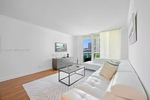 19380 Collins Ave, Sunny Isles Beach, FL 33160 - Photo 4