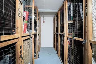 2801 NE 183rd St, Aventura, FL 33160 - Photo 44