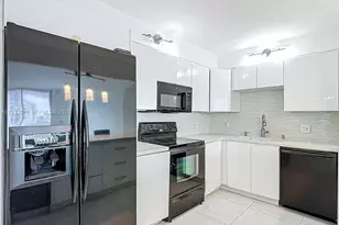 2801 NE 183rd St, Aventura, FL 33160 - Photo 20