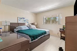 450 Paradise Isle Blvd, Hallandale Beach, FL 33009 - Photo 12