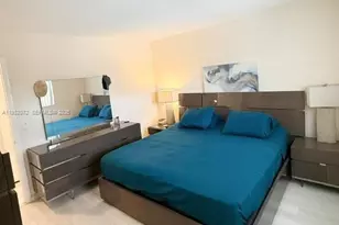 450 Paradise Isle Blvd, Hallandale Beach, FL 33009 - Photo 14