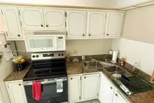 450 Paradise Isle Blvd, Hallandale Beach, FL 33009 - Photo 4