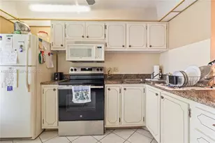 450 Paradise Isle Blvd, Hallandale Beach, FL 33009 - Photo 2