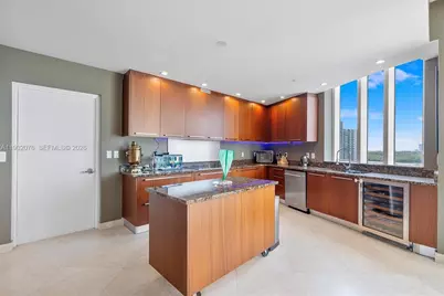 15901 Collins Ave #904, Sunny Isles Beach, FL 33160 - Photo 10