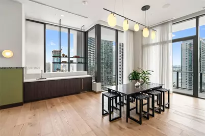 11 NE 6th St #2005, Miami, FL 33132 - Photo 48