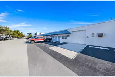 3560 NW 10th Ave, Oakland Park, FL 33309 - Photo 2