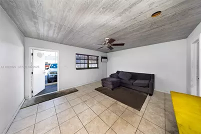 3560 NW 10th Ave, Oakland Park, FL 33309 - Photo 10