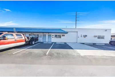 3560 NW 10th Ave, Oakland Park, FL 33309 - Photo 4