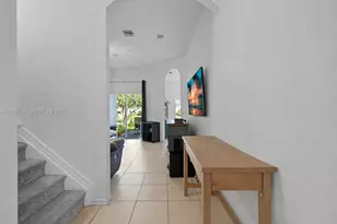 2467 SE 19th St, Homestead, FL 33035 - Photo 8