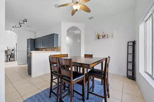 2467 SE 19th St, Homestead, FL 33035 - Photo 12