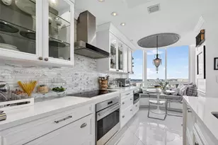 1000 Island Blvd, Aventura, FL 33160 - Photo 12