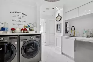 1000 Island Blvd, Aventura, FL 33160 - Photo 34