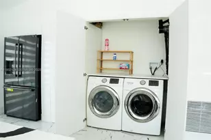 9670 Glacier Dr, Miramar, FL 33025 - Photo 22