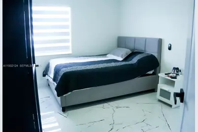 9670 Glacier Dr, Miramar, FL 33025 - Photo 18