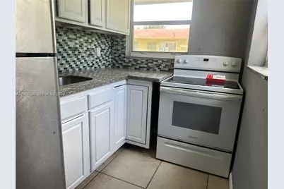 1870 Gardenia Rd, Fort Lauderdale, FL 33317 - Photo 2