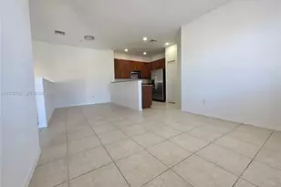 9070 Preston Pl, Tamarac, FL 33321 - Photo 2