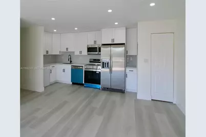 4330 NW 79th Ave #2B, Doral, FL 33166 - Photo 4