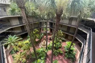 8625 NW 8th St, Miami, FL 33126 - Photo 2