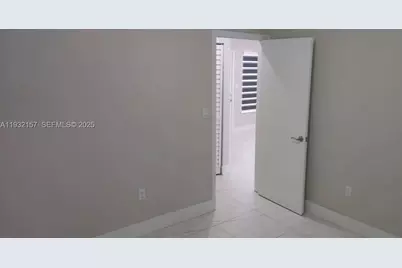 12193 SW 10th St, Miami, FL 33184 - Photo 10