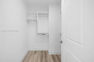 101 Diplomat Pkwy, Hallandale Beach, FL 33009 - Photo 20