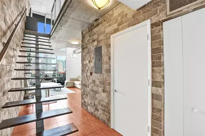 690 SW 1st Ct #1213, Miami, FL 33130 - Photo 2