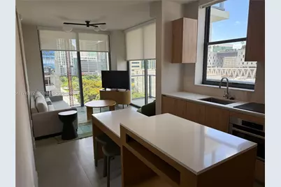 11 NE 6th St #802, Miami, FL 33132 - Photo 2