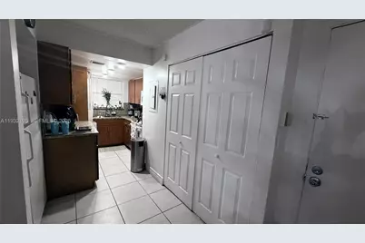 8860 Fontainebleau Blvd #103, Miami, FL 33172 - Photo 12