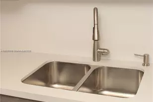 6940 Miami Gardens Dr, Hialeah, FL 33015 - Photo 4