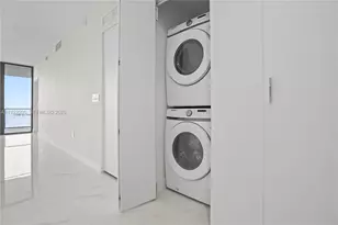 700 NE 24th St, Miami, FL 33137 - Photo 38