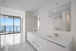 700 NE 24th St, Miami, FL 33137 - Photo 32