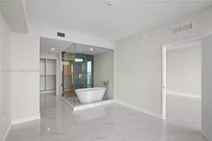 700 NE 24th St, Miami, FL 33137 - Photo 28