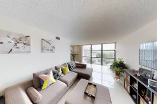 1000 Parkview Dr, Hallandale Beach, FL 33009 - Photo 6