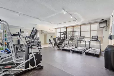 1000 Parkview Dr #301, Hallandale Beach, FL 33009 - Photo 40
