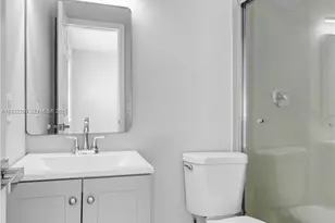 560 NE 63rd St, Miami, FL 33138 - Photo 30