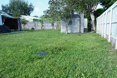 10921 N Snapper Creek Dr, Miami, FL 33173 - Photo 24