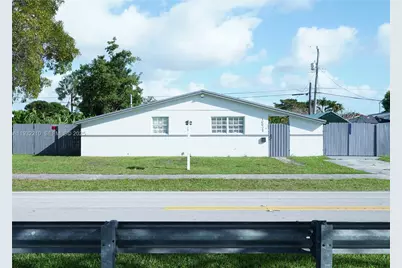 10921 N Snapper Creek Dr, Miami, FL 33173 - Photo 1