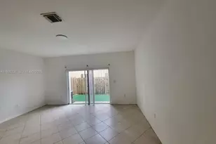 10754 NW 85 Te, Doral, FL 33178 - Photo 8