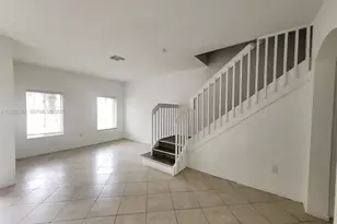 10754 NW 85 Te, Doral, FL 33178 - Photo 2