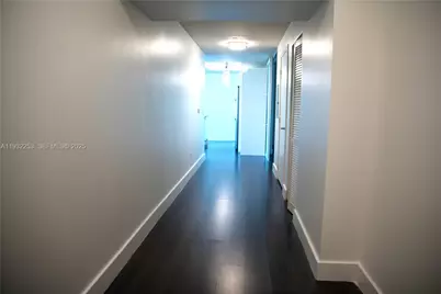 888 Biscayne Blvd #609, Miami, FL 33132 - Photo 22