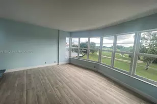 2500 NE 48th Ln, Fort Lauderdale, FL 33308 - Photo 14