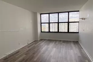 2500 Parkview Dr, Hallandale Beach, FL 33009 - Photo 12