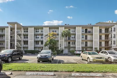 4850 NW 29th Ct #325, Lauderdale Lakes, FL 33313 - Photo 32