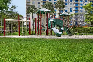 11113 Biscayne Blvd, Miami, FL 33181 - Photo 48