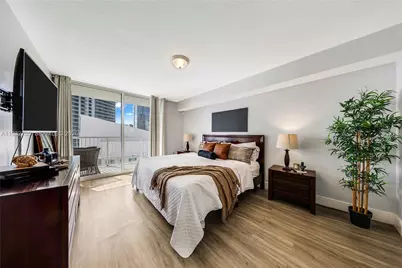 1200 Brickell Bay Dr #2903, Miami, FL 33131 - Photo 16